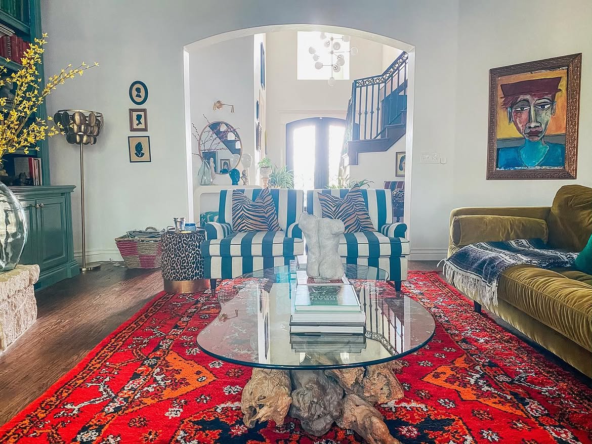 Dining Room styled with an Ettilux handwoven rug in Milan, IT